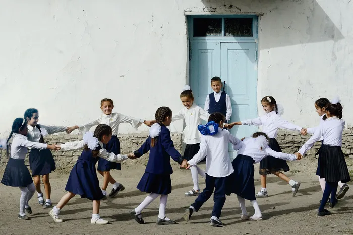 Escuela de la región de Gorno-Badakshan, Tayikistán. · Foto: Christophe Boisvieux / AFP