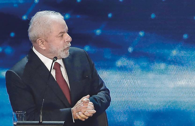le monde 07 - Por qué Lula giró al centro