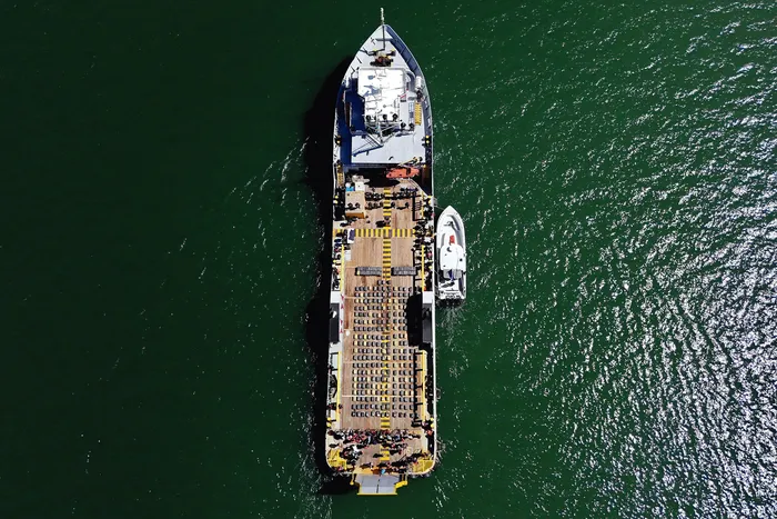 Cargamento de cocaína incautado del buque FMS Eagle, con bandera de Tanzania, base naval de La Unión en El Salvador, el 19 de febrero. · Foto: Marvin Recinos / AFP