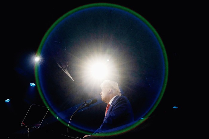 Donald Trump durante el AmericaFest, en Phoenix, Arizona, el 22 de diciembre de 2024. · Foto: Rebecca Noble, Getty Images, AFP