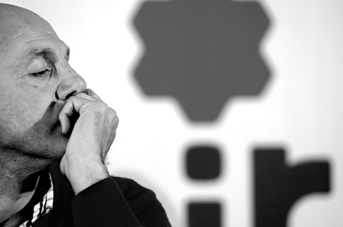 Jorge Bermúdez, ayer, durante la conferencia "Reforma de la salud, conquistas y desafíos”, en la sede del Frente Amplio. / Foto: Nicolas Celaya.