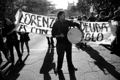 Marcha de estudiantes del Instituto de Profesores Artigas de Monevideo por Av. Libertador Lavalleja el jueves. /Foto: Pablo Nogueira