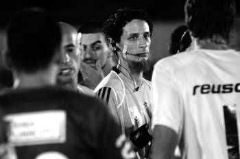 Mario Mauttone, árbitro de Tacuarembó del partido entre Florida y Minas, disputado en el estadio Campeones Olímpicos de Florida el sábado. / Foto: Fernando Morán Mario Mauttone, árbitro de Tacuarembó del partido entre Florida y Minas, disputado en el estadio Campeones Olímpicos de Florida el sábado. / Foto: Fernando Morán