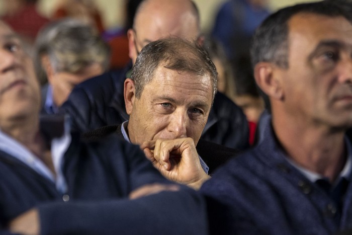 Gabriel Oddone, el lunes, en el acto del Frente Amplio en la Plaza de Toros de Colonia. · Foto: Ignacio Dotti