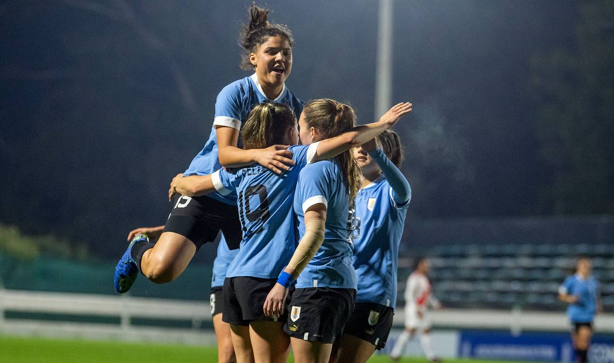 La selección femenina de Uruguay se prepara para enfrentar a Puerto Rico en  la fecha FIFA