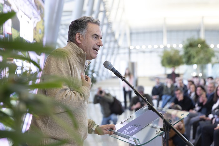 Yamandú Orsi, el 17 de junio, durante la presentación del centro Tumo. · Foto: Camilo dos Santos, Presidencia de la República