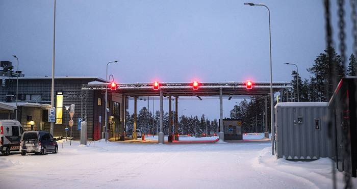 Estación fronteriza internacional Raja-Jooseppi, en Inari, al norte de Finlandia, cerrada. · Foto: Otto Ponto, Lehtikuva, AFP