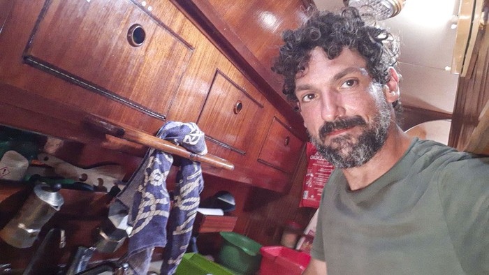 Foto principal del artículo '“Si un terrorista como Netanyahu nos acusa a nosotros de terroristas, es como un halago”, afirma uno de los uruguayos de la Flotilla Global Sumud' · Foto: Rodrigo Ciz