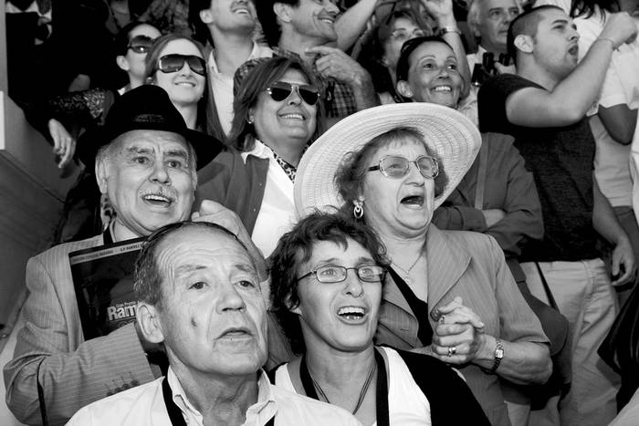 Público presente durante el Gran Premio Ramírez, ayer en el Hipódromo de Maroñas.  · Foto: Agustín Fernández