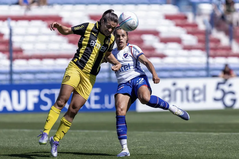 20260223 lunes futbol femenino