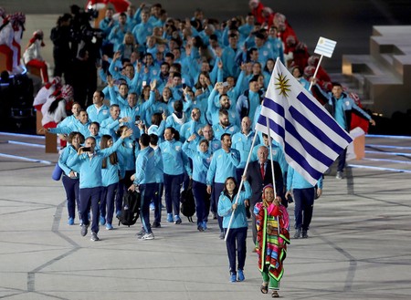 Delegación uruguaya durante la ceremonia de apertura de los Juegos Panamericanos de Lima 2019 en el Estadio Nacional.
· Foto: Gabriel Heusi, Lima 2019 Delegación uruguaya durante la ceremonia de apertura de los Juegos Panamericanos de Lima 2019 en el Estadio Nacional.
· Foto: Gabriel Heusi, Lima 2019