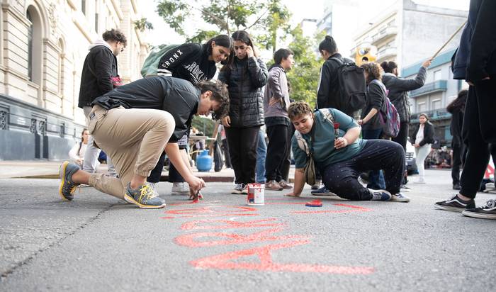 Movilización de estudiantes del IAVA, el 12 de mayo. · Foto: Mara Quintero