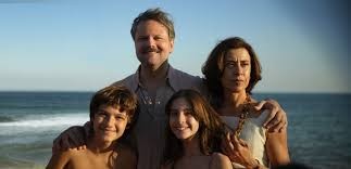 Foto principal del artículo 'Aún estoy aquí: familia, resiliencia y dictadura en una gran película brasileña'