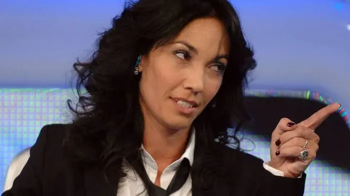 Foto principal del artículo 'Murió en un accidente de tránsito Ernestina Pais, conductora de CQC y fundadora de Los Inrockuptibles' · Foto: Sin dato de autor