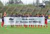 Los jugadores de Villa Española, previo al inicio del partido ante Villa Teresa, en el estadio José Nasazzi. · Foto: Federico Gutiérrez Los jugadores de Villa Española, previo al inicio del partido ante Villa Teresa, en el estadio José Nasazzi. · Foto: Federico Gutiérrez