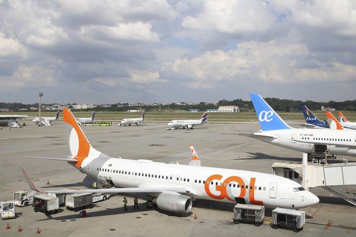 Aeronave de Gol en el aeropuerto de Guarulhos (archivo, mayo de 2022). · Foto: Rovena Rosa, Agência Brasil