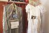Trajes de boda de Ardian y de su esposa Aria, hechos por el padre del novio, Halim Qerkezi, en 1998.
Trajes de boda de Ardian y de su esposa Aria, hechos por el padre del novio, Halim Qerkezi, en 1998.