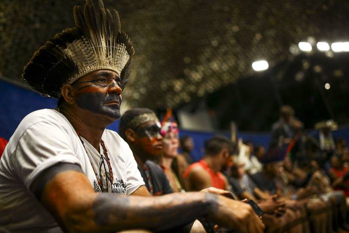 Indígenas de Brasil en una sesión plenaria del Senado Federal (archivo, abril de 2019). · Foto:  Marcelo Camargo, Abr