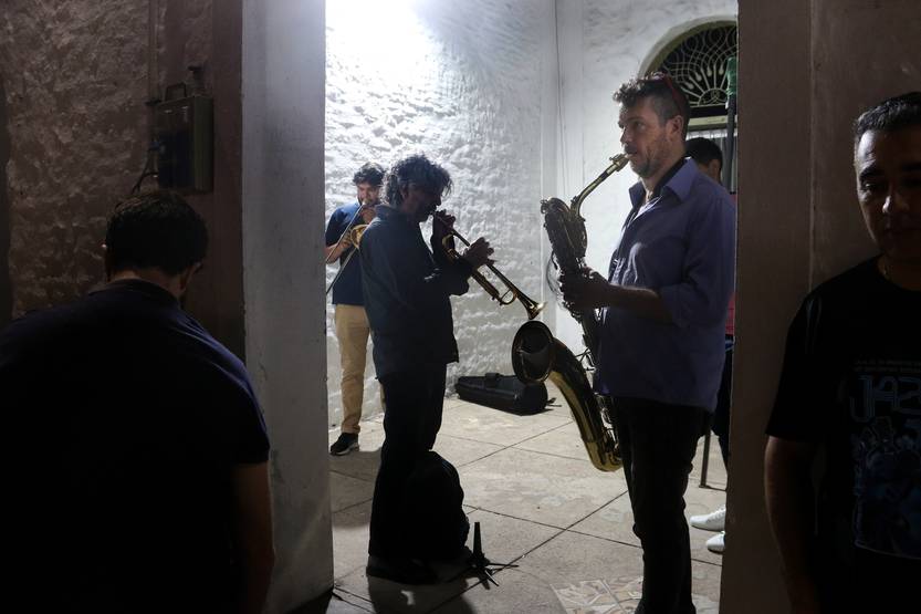Lento 132 - El jazz está en el aire 05