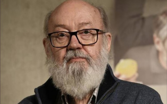 Foto principal del artículo 'Todo es silencio: José Luis Cuerda (Albacete, 1947 - Madrid, 2020)'
