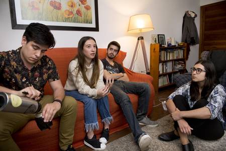 Jóvenes de la agrupación Carlos Quijano, del Partido Nacional. De izq. a der. Rodrigo Torrecilla, Priscila Noya,
Juan Pintos Elso y Maia Amondarain. · Foto: Andrés Cuenca Jóvenes de la agrupación Carlos Quijano, del Partido Nacional. De izq. a der. Rodrigo Torrecilla, Priscila Noya,
Juan Pintos Elso y Maia Amondarain. · Foto: Andrés Cuenca