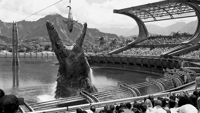 Mundo Jurásico (Jurassic World).
Dirigida por Colin Trevorrow. Con
Chris Pratt, Bryce Dallas Howard,
Vincent D’Onofrio. Estados Unidos/
China, 2015.