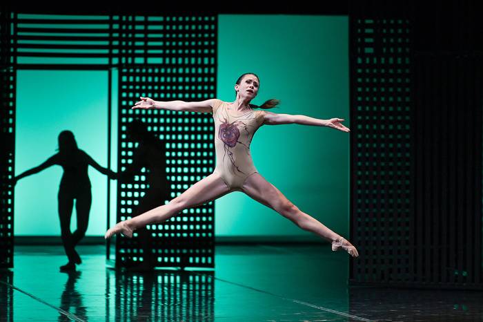 _La tregua_ por el Ballet Nacional del Sodre. · Foto: Santiago Barreiro