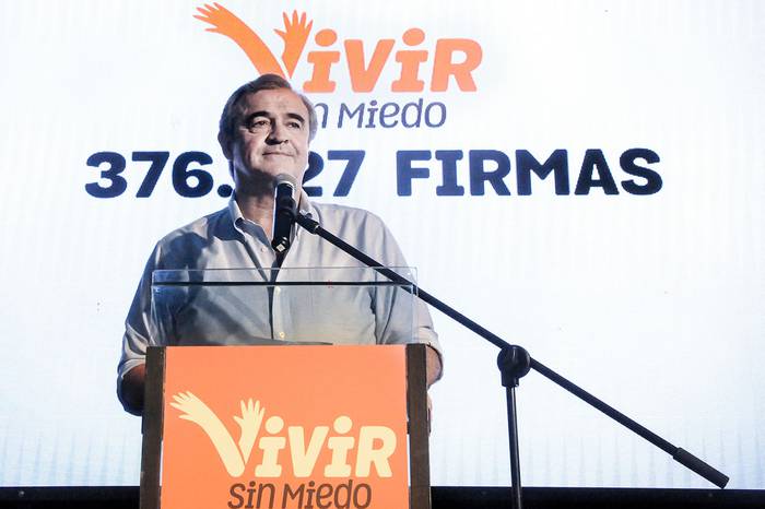 Jorge Larrañaga, durante un acto de balance de la campaña “Vivir sin miedo” (archivo, diciembre de 2018). · Foto: Javier Calvelo, adhocFOTOS