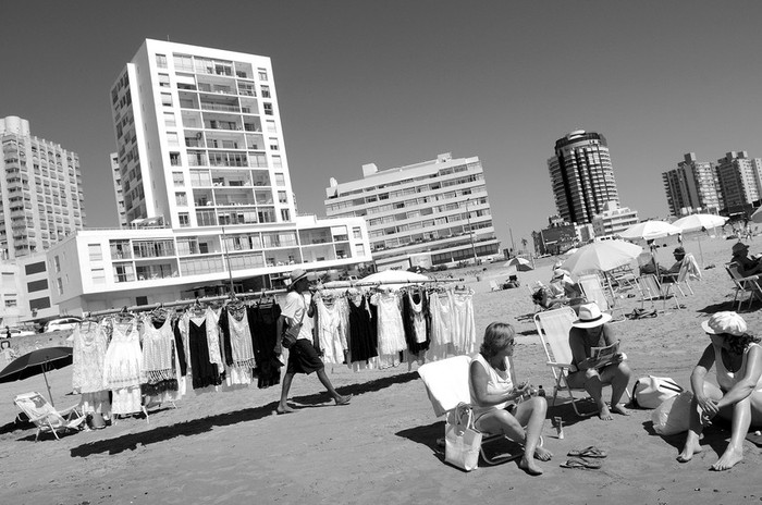 Playa Brava de Punta del Este. (archivo, enero de 2012) · Foto: Nicolás Celaya