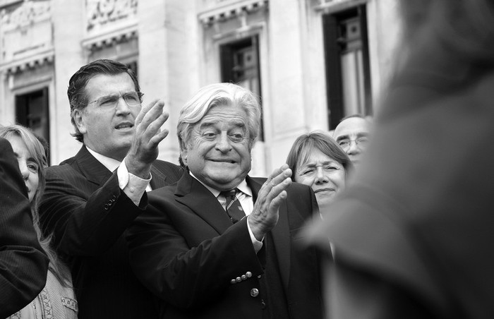 Martha Montaner, Pedro Bordaberry, Luis Alberto Lacalle y Ana Lía Piñeyrúa, ayer, durante el acto en el que entregaron las firmas en el Palacio Legislativo. · Foto: Pablo Nogueira