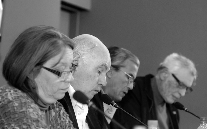 Mónica Xavier, Enrique Rubio, Juan Castillo y Ernesto Agazzi, ayer, en el Club Banco Hipotecario · Foto: Pablo Nogueira