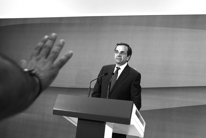 Andonis Samarás, líder de la conservadora Nueva Democracia, durante una rueda de prensa ayer en Atenas, Grecia. · Foto: Efe, Alkis Konstantinidis