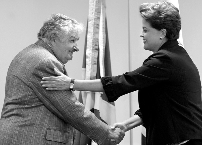 José Mujica y Dilma Rousseff, ayer, en el Palacio de Planalto.  · Foto: Abr, Antonio Cruz