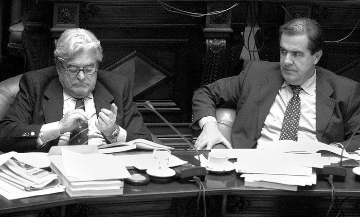 Luis Alberto Lacalle y Francisco Gallinal en el Senado. (archivo, diciembre de 2010) · Foto: Victoria Rodríguez