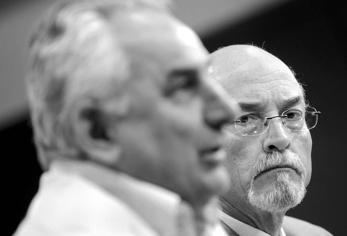 Luis Rosadilla y Alberto Breccia, ayer, durante la conferencia de prensa que brindaron en la Torre Ejecutiva. · Foto: Fernando Morán