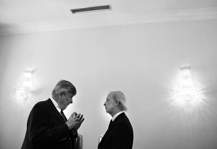 Julio Baraibar y Juan Carlos López Mena, ayer, en el hotel Radisson. · Foto: Victoria Rodríguez