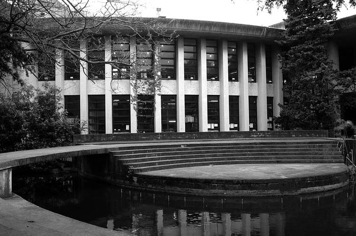 Facultad de Arquitectura. (archivo, octubre de 2007) · Foto: Fernando Morán