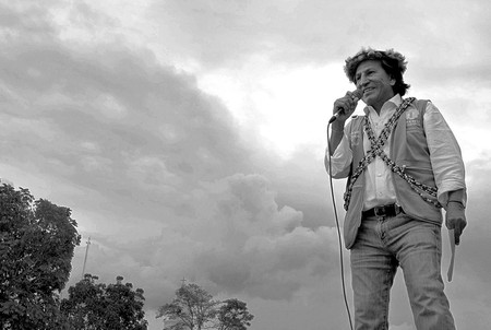 El expresidente peruano Alejandro Toledo durante un acto de campaña el sábado en la localidad de Moyobamba, Perú. · Foto: Efe, Perú Posible, s/d de autor El expresidente peruano Alejandro Toledo durante un acto de campaña el sábado en la localidad de Moyobamba, Perú. · Foto: Efe, Perú Posible, s/d de autor