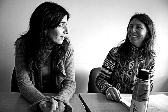 Verónica Pérez y Niki Johnson. · Foto: Victoria Rodríguez