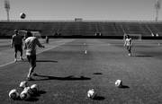 Entrenamiento matutino de la selección uruguaya de fútbol, ayer, en el estadio GWK, de Kimberley. 