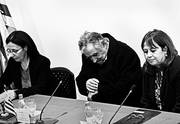 Elena Tejera, José Mujica y Ana María Ferraris en la sala de actos de la Torre Ejecutiva.