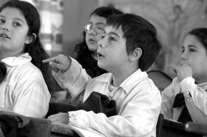Niños en la escuela rural Nº 209 de Cañada Grande, en el departamento de Canelones. (archivo, julio de 2008) · Foto: Pablo Nogueira