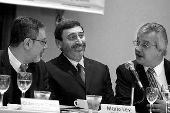 Enrique Canon, Daniel Lev y Enrique Pintado, al comienzo del evento. Enrique Canon, Daniel Lev y Enrique Pintado, al comienzo del evento.