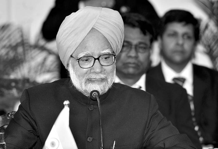 El primer ministro de India, Manmohan Singh, durante la cuarta cúpula de jefes de Estado y de Gobierno de India, Brasil, Sudáfrica (IBSA)
y segunda cúpula de jefes de Estado de Brasil, Rusia, India y China (BRIC). (archivo, abril de 2010) · Foto: Abr, José Cruz