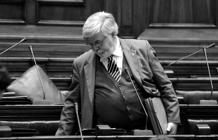 Eduardo Bonomi, a su arribo a la sesión de la Cámara de Diputados donde fue interpelado.
(archivo, julio de 2010) · Foto: Nicolás Celaya