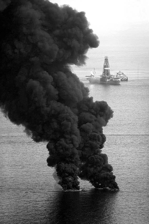 Vertido de British Petroleum en el Golfo de México. (archivo, junio de 2010) · Foto: Efe, Bevil Knapp