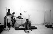 Pacientes en una sala del Hospital San Nicolás de Saint Marc, Haití. 