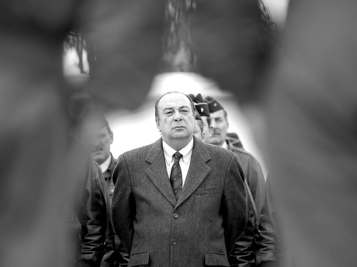 Gonzalo Fernández durante la ceremonia de recepción de dos aeronaves C-212 en la base aérea Nº 1 en Carrasco. (archivo, setiembre de 2009) · Foto: Pablo Nogueira