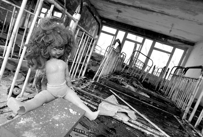 Vista de una antigua guardería en la abandonada localidad de Pripyat, cerca de la central nuclear de Chernóbil, en Ucrania.  · Foto: Efe, Sergey Dolzhenko