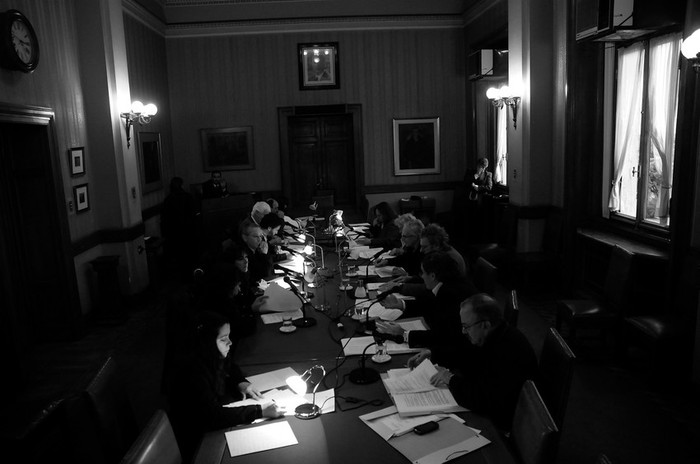 Comision de Vivienda del Senado, con la comision directiva del Plan Juntos. · Foto: Pablo Nogueira